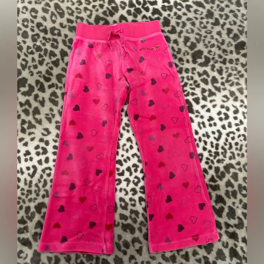 OshKosh B’gosh Heart Graphic Velour Pants in Pink Size 4T Toddler